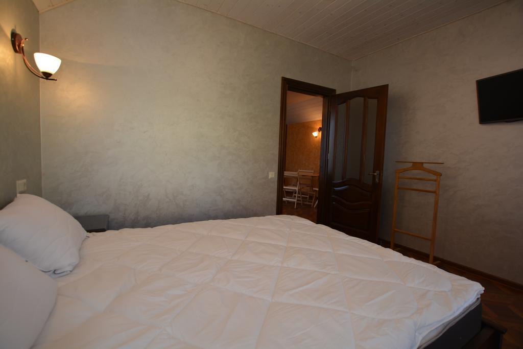 Zolota Rybka Villa Skhidnytsia Rum bild