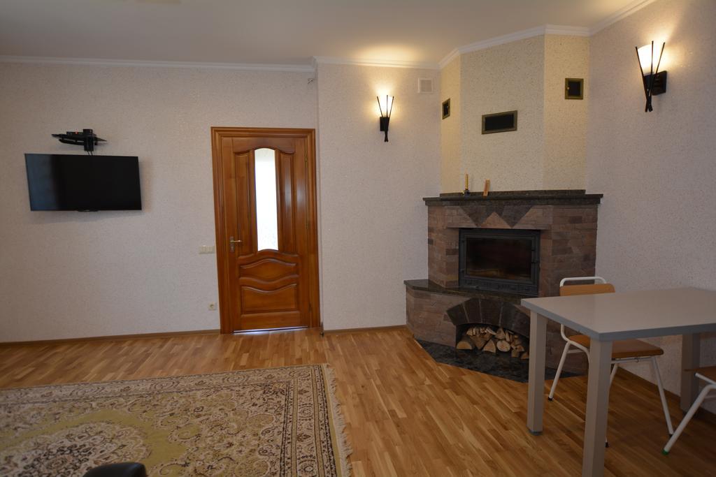 Zolota Rybka Villa Skhidnytsia Rum bild