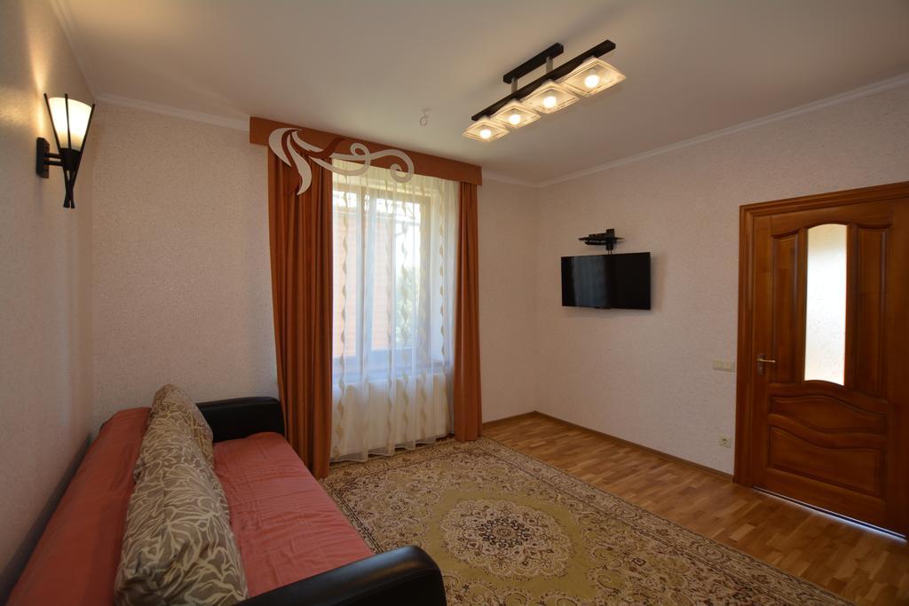 Zolota Rybka Villa Skhidnytsia Rum bild