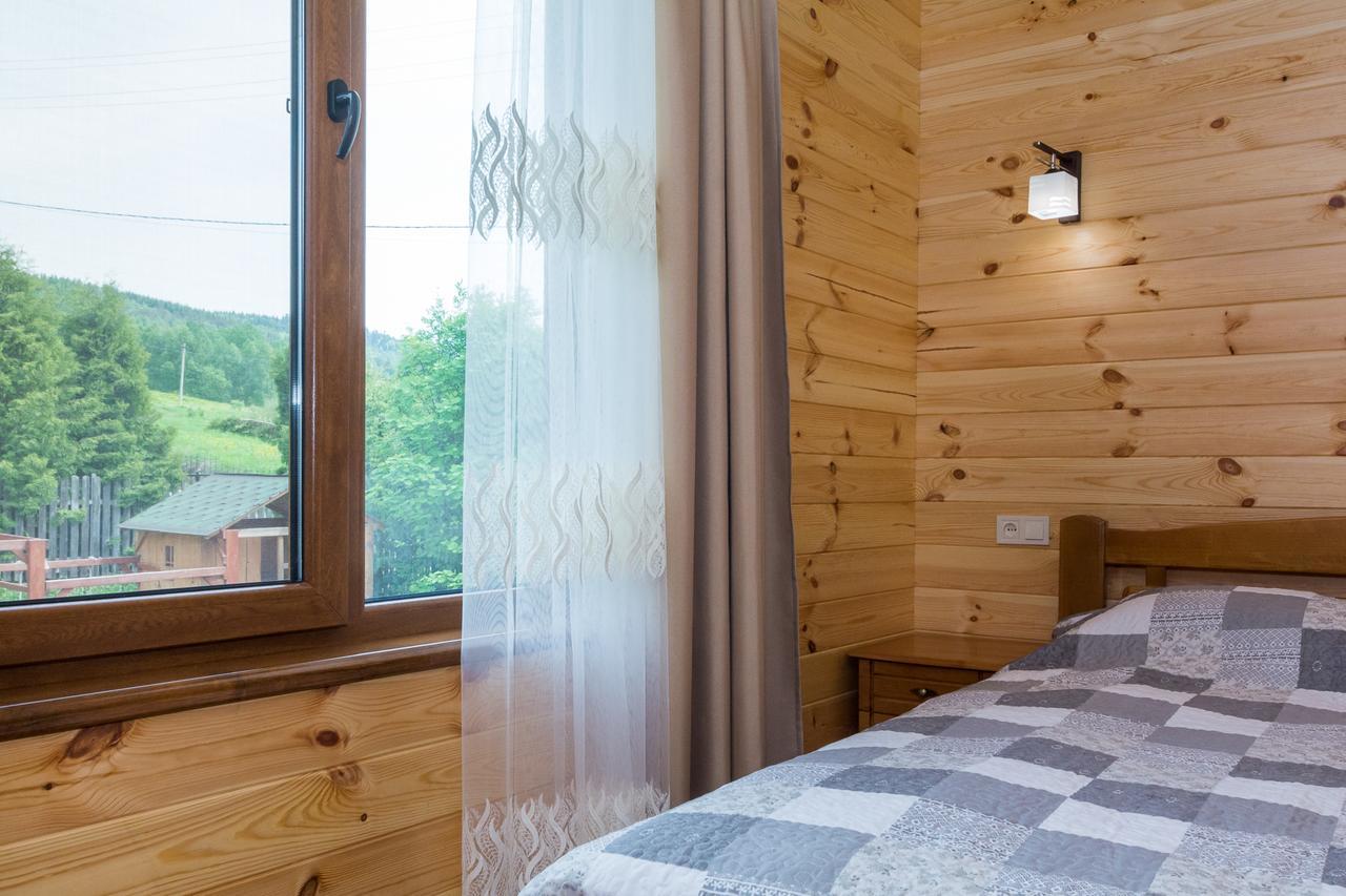 Zolota Rybka Villa Skhidnytsia Exteriör bild